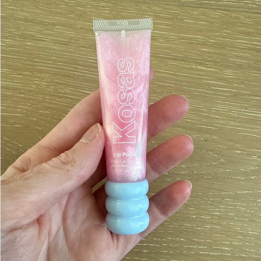 Kosas Lip Pulse Glossy Lip Plumper Aura Flare Pink